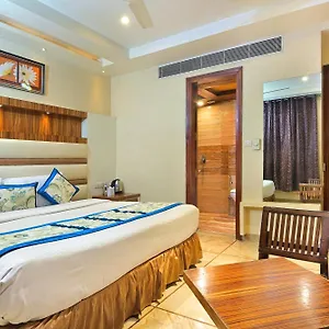Отель Hari Piorko Grand - 2 Min From New Railway Station, Дели