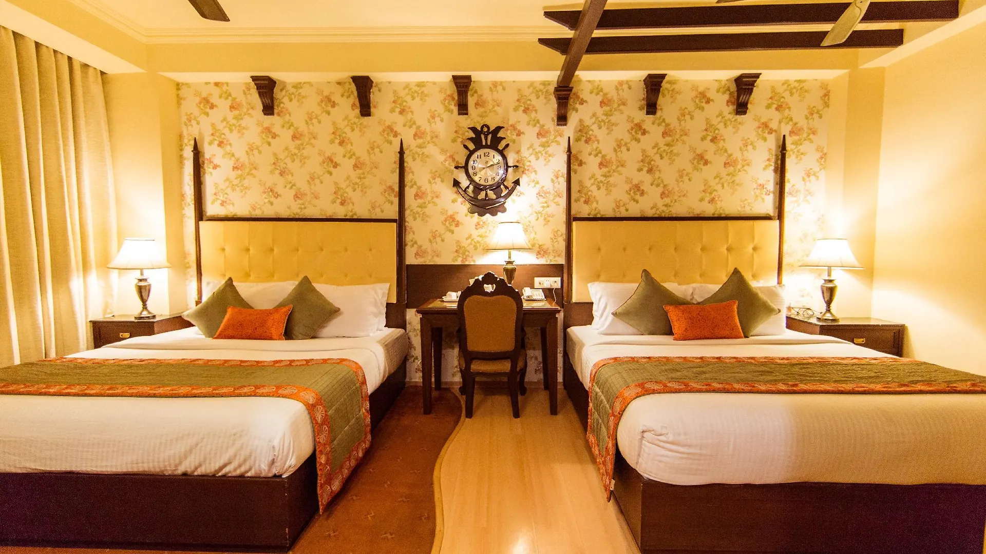 Clark International Hotel Delhi